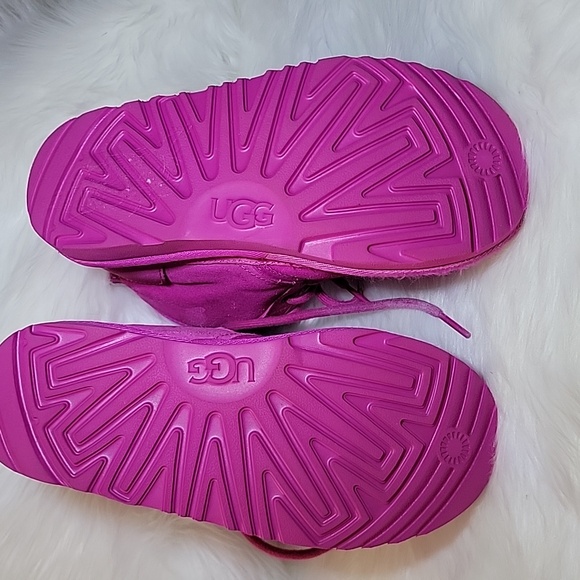 UGG® Neumel II Chukka Boot - Little Kid / Big Kid - Rock Rose Size 3 Authentic - Picture 9 of 13